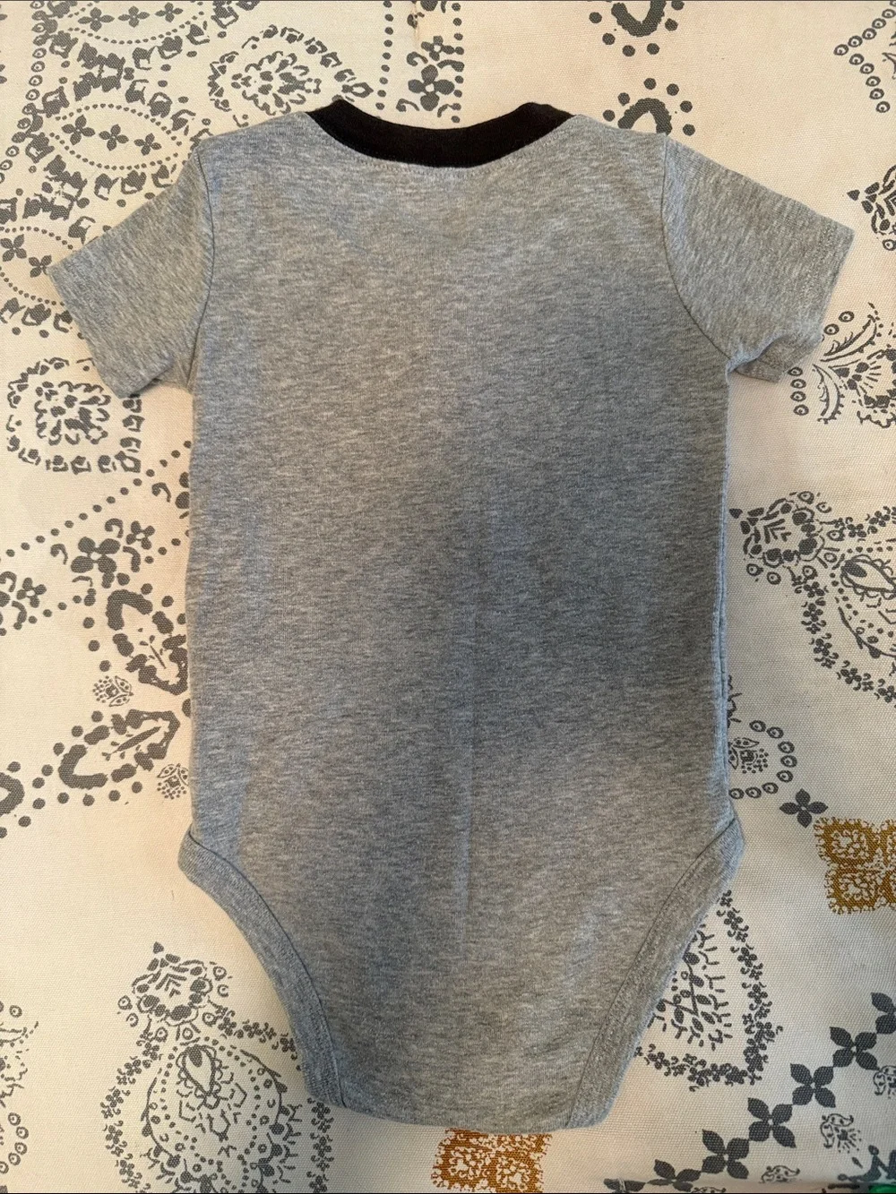 Short-Sleeve Baby Bodysuit Set of 4
